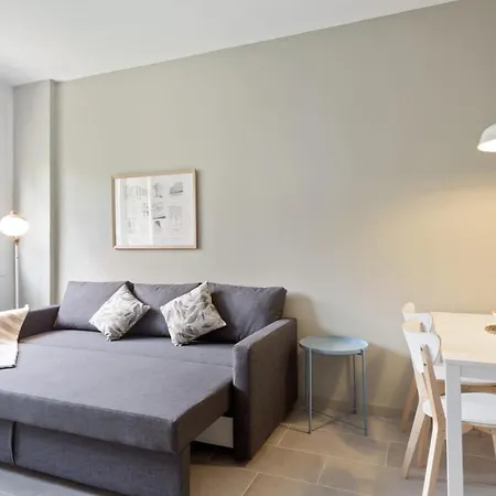 Lovely And Cozy Flat 5 Min From The Metro Apartman *