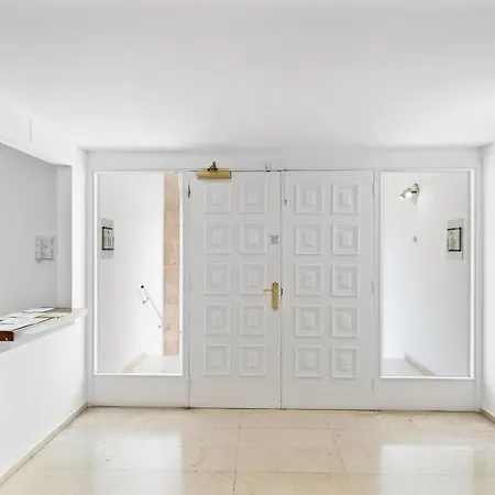 Lovely And Cozy Flat 5 Min From The Metro Apartman Barcelona